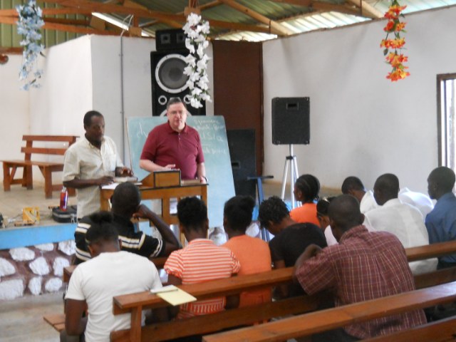 Pastor Sean teaching Pastors' Conference